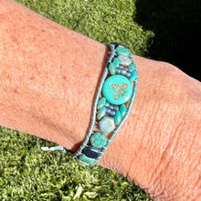 Load image into Gallery viewer, Bee bracelets