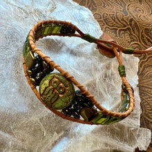 Load image into Gallery viewer, Cute Owl Bracelet