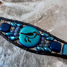 Load image into Gallery viewer, Bluebird beaded bracelet