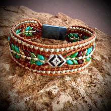 Load image into Gallery viewer, Eagle Spirit Cuff