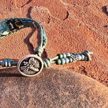 Load image into Gallery viewer, Dragonfly bracelet in teal
