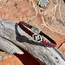 Load image into Gallery viewer, Flat braided leather bracelet - brown
